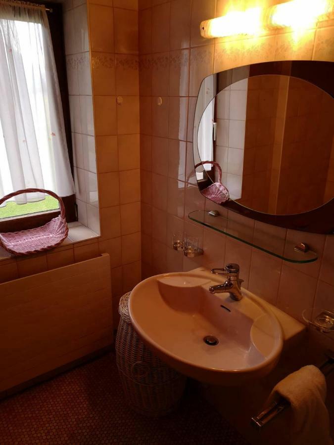 Haus Pechtl Hotel Санкт Леонард им Пицтал Екстериор снимка